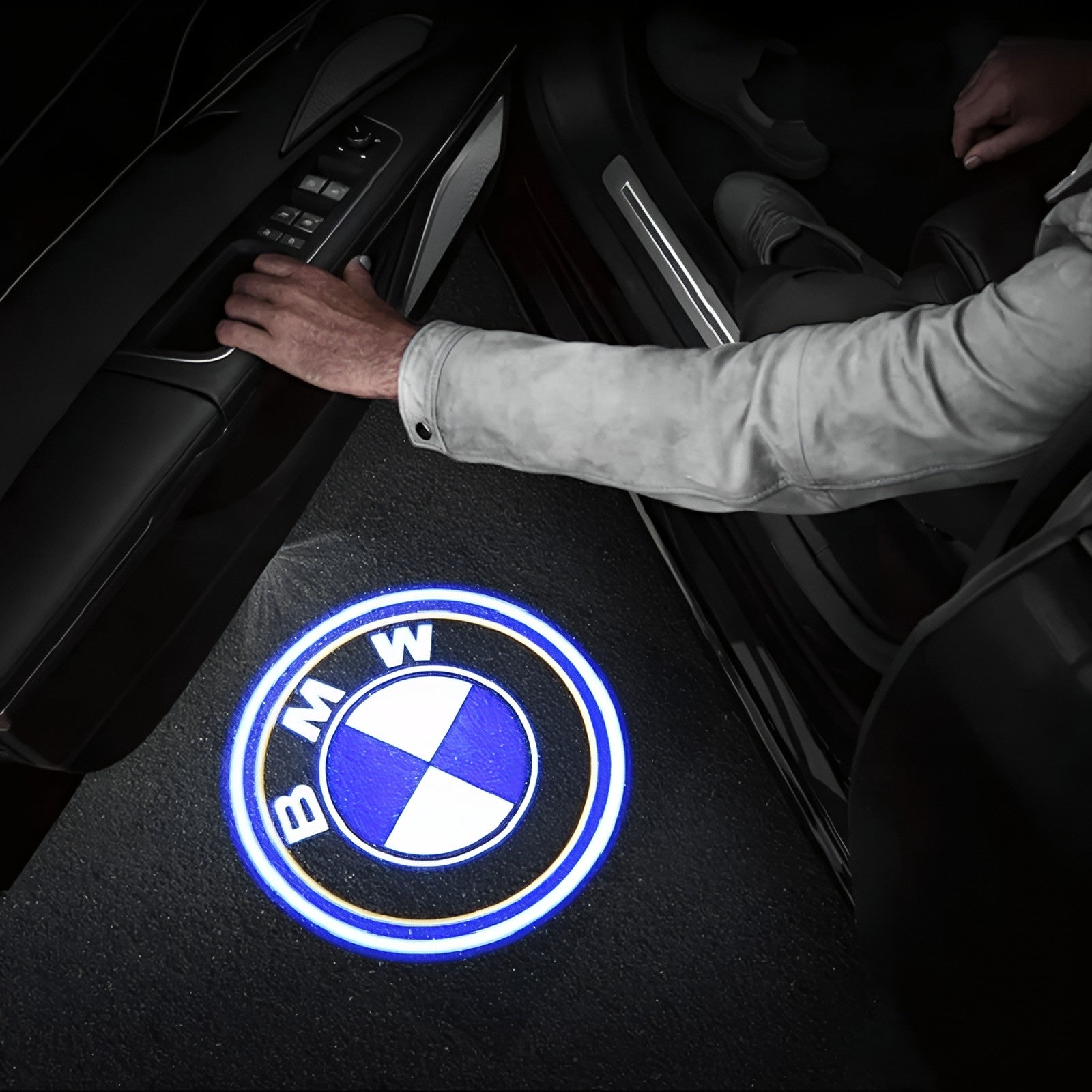 Lumières LED pour logo de voiture